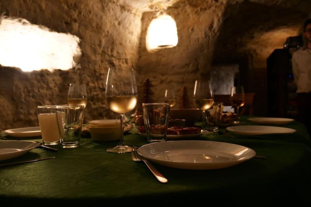 Troglo Entre Caves Et Chateaux Montlouis sur Loire Bagian luar foto
